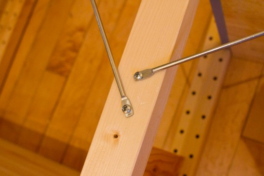 Standing Desk (Cross-brace Top Hole)